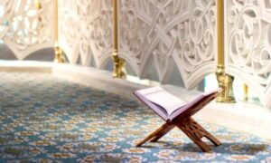 ما الفرق بين التدبر والتفسير في القرآن الكريم؟